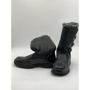 - Weatherproof Brand Women's Fur Lined Black Quilted